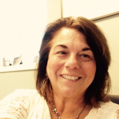 Profile Picture of Mary Barrows (@tedbarrows) on Twitter