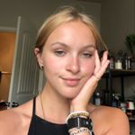 Profile Picture of Julia Graham (@juliakgraham) on Instagram