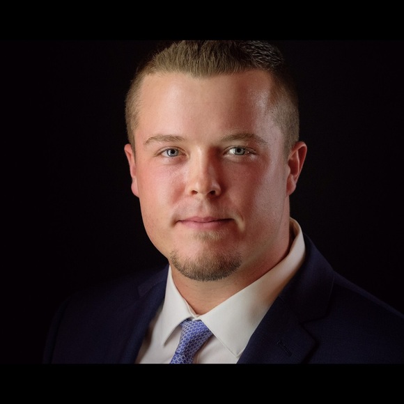 Profile Picture of Reid Martin (@reidmmartin) on Poshmark