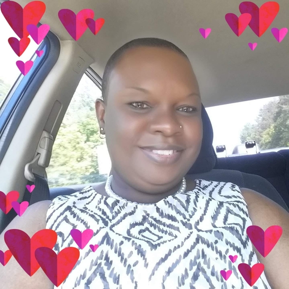 Profile Picture of Vanessa Johnson dates (@mrsdates135) on Poshmark