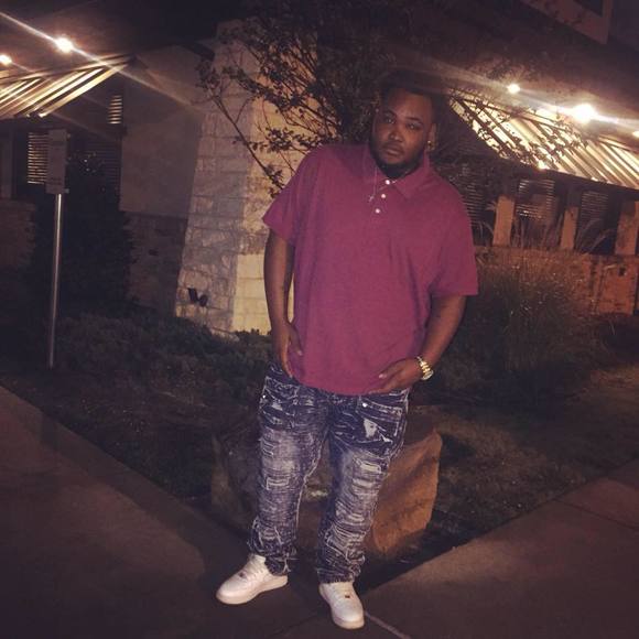 Profile Picture of Sheldon Jackson (@sheldonjacks434) on Poshmark