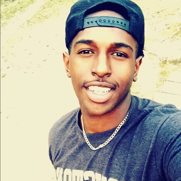 Profile Picture of Leonard Wysingle (@datboileo98) on Poshmark