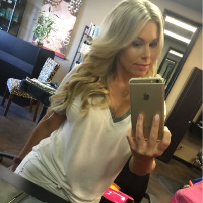 Profile Picture of Jennifer Walters (@Jenw3b) on Twitter