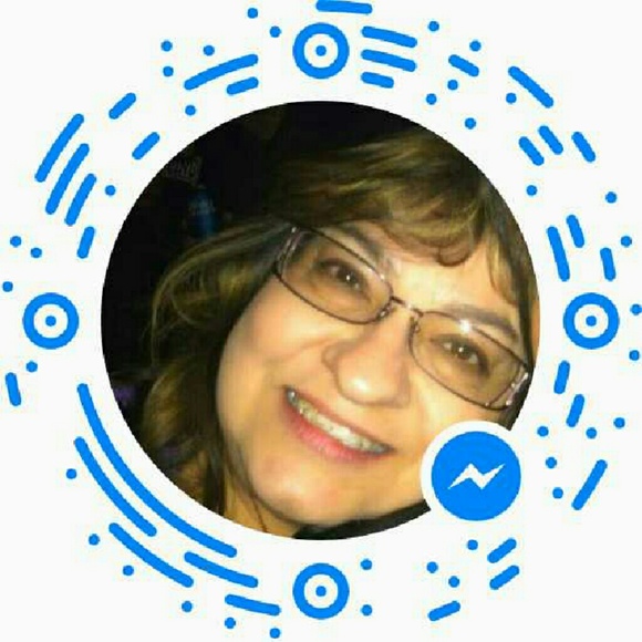 Profile Picture of Joanne Decoteau (@joanne1110) on Poshmark
