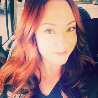 Profile Picture of Carrie Hebert (@carriehebert76) on Twitter