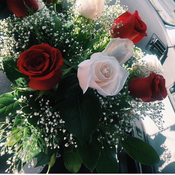 Profile Picture of Jasmine Corona (@jasszzmine) on Poshmark