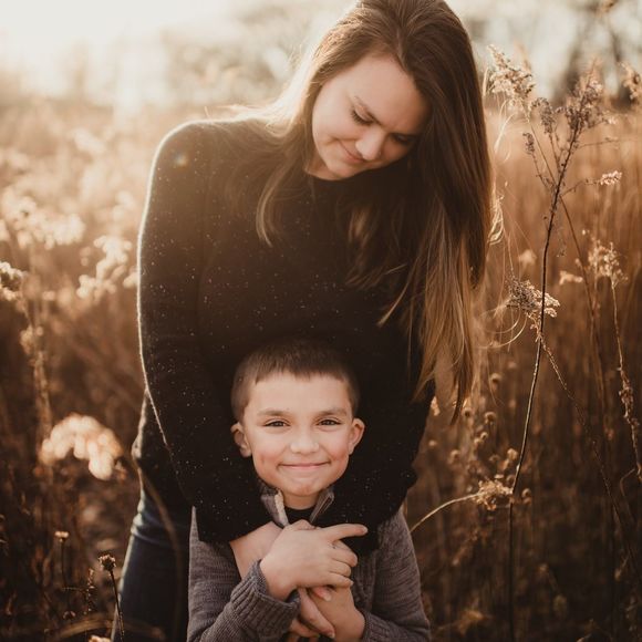 Profile Picture of Kelsey Cochems (@klcochems) on Poshmark