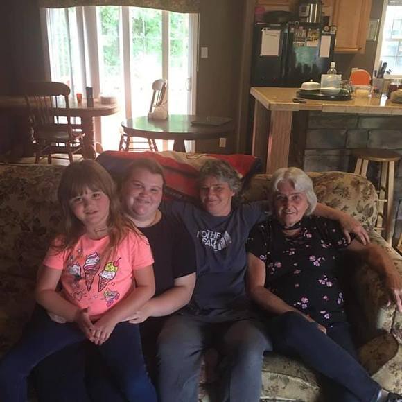 Profile Picture of Paula Ferguson (@paulaferguson08) on Poshmark