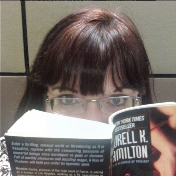 Profile Picture of Sue Wickson (@suewickson) on Poshmark