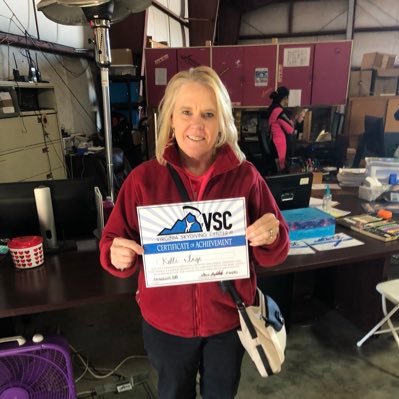 Profile Picture of Kelli (@KelliInge) on Twitter