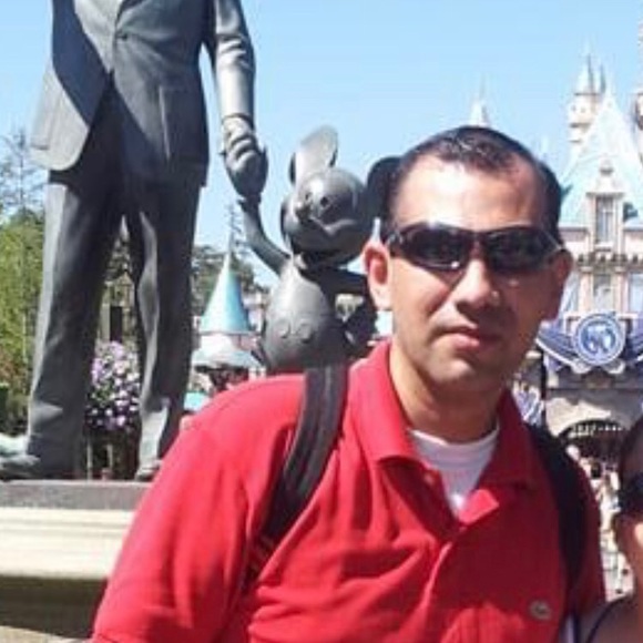 Profile Picture of David Rangel (@rangel1978) on Poshmark