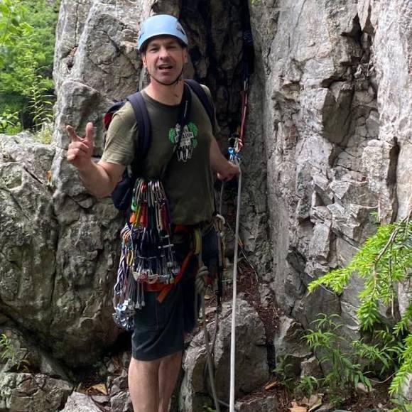 Profile Picture of Tim Murphy (@timmurphymt) on Poshmark