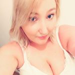 Profile Picture of Leane Moore (@leanexe) on Instagram