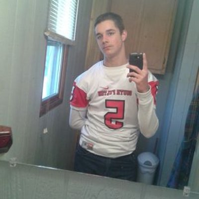 Profile Picture of Blake McClanahan (@Killer_Poptart5) on Twitter