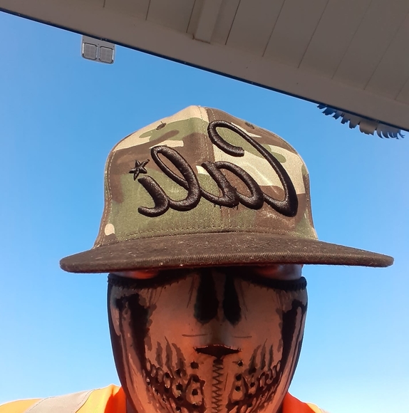 Profile Picture of Obie Pizarro (@obiepizarro) on Poshmark