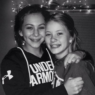 Profile Picture of Lacey Hanson (@laceyhanson_) on Twitter