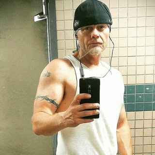 Profile Picture of Thomas Houchens (@thomas.houchens) on Instagram