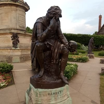 Profile Picture of Mike O'Neill (@Momerthyr) on Twitter