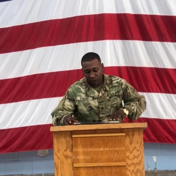 Profile Picture of Cedric Evans (@armystrong251) on Poshmark