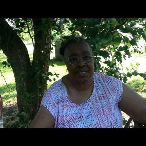 Profile Picture of Donald Idlebird (@idlebird750) on Poshmark