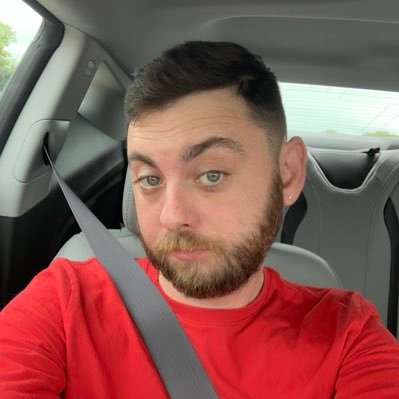 Profile Picture of Dee Yeoman (@DarrellYeoman) on Twitter