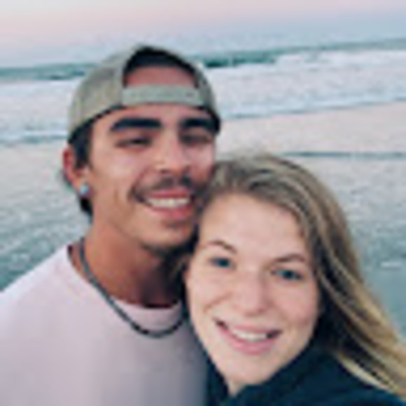 Profile Picture of Michael Clemmer (@mac12clemmer97) on Poshmark