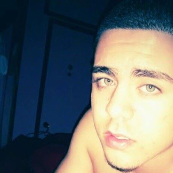 Profile Picture of Christopher Candelaria (@chriscandelaria) on Poshmark