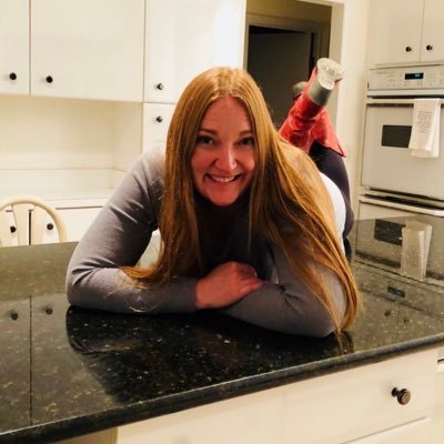 Profile Picture of Erin Fitzsimmons (@4theloveoftwit) on Twitter