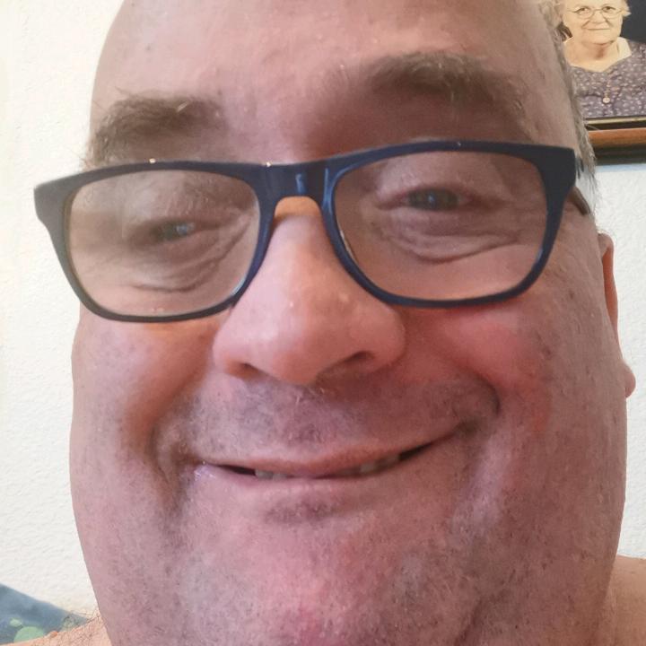 Profile Picture of Frédéric (@frederic8400) on Tiktok