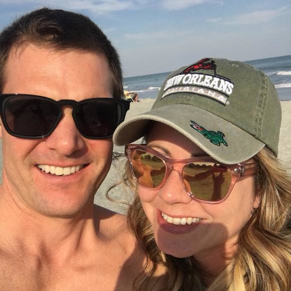 Profile Picture of Leslie Habets (@lahabets) on Poshmark