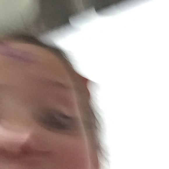 Profile Picture of Layla Eshack (@laylamae97) on Poshmark