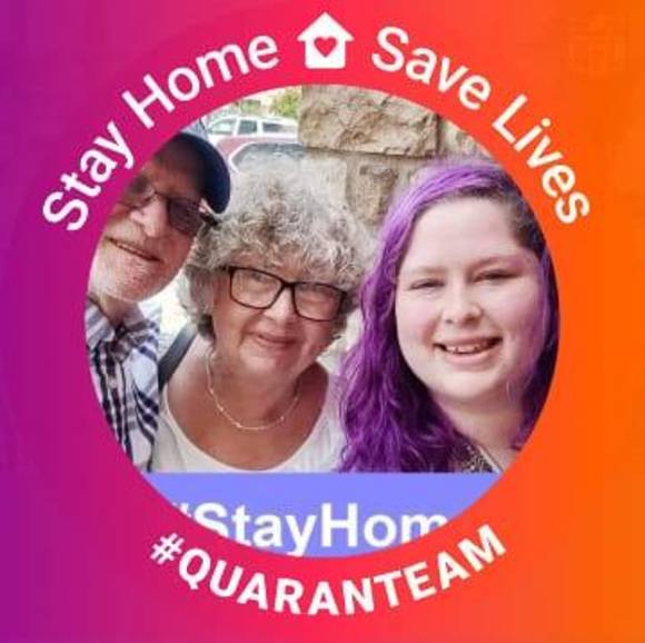 Profile Picture of Mikki Miller (@mikki_miller) on Poshmark