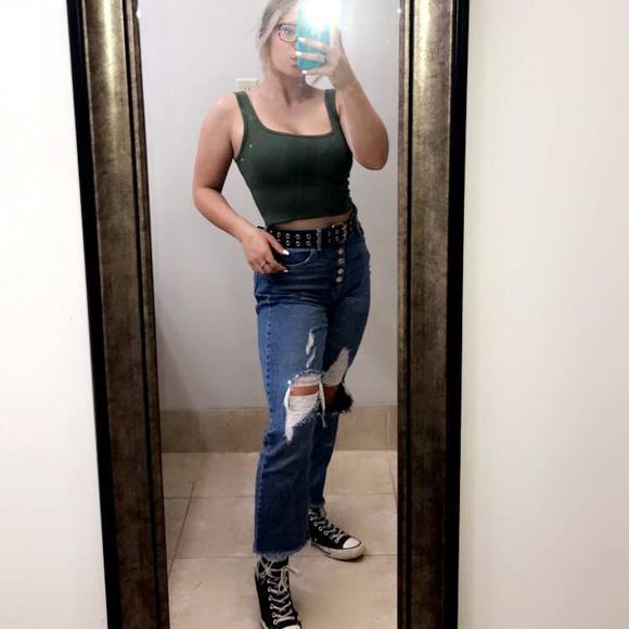 Sierra Strassburger - Poshmark Profile Picture of Sierra Strassburger (@sierrastrassbur) on Poshmark