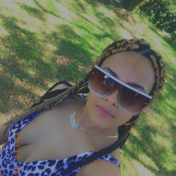 Profile Picture of Luz Santana (@luzcsantana108) on Poshmark