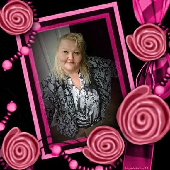Profile Picture of Jinnie gina Stacks (@jinniestacks) on Poshmark