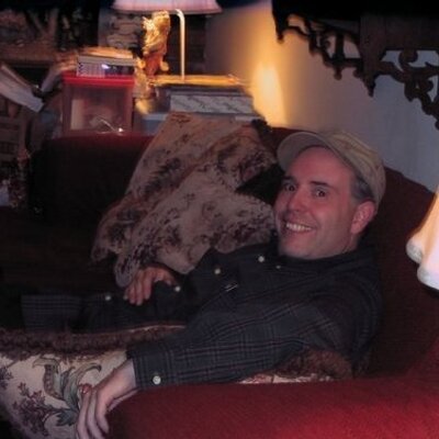 Profile Picture of Bob Feijo (@Bobbybenz3) on Twitter