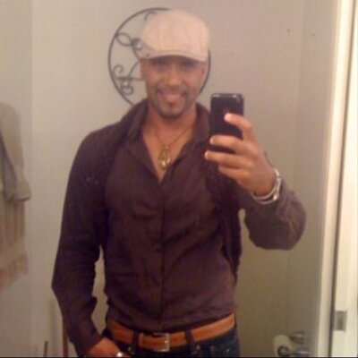 Profile Picture of Eric Rowe (@erowe1074) on Twitter