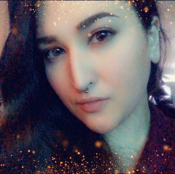 Profile Picture of Bronwyn Mandigo (@nesta19451981) on Poshmark