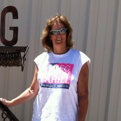 Profile Picture of Joan Skaudis Cahill (@jcahillinaz) on Twitter