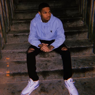 Profile Picture of Lawrence Williams (@cantguardlaw) on Twitter