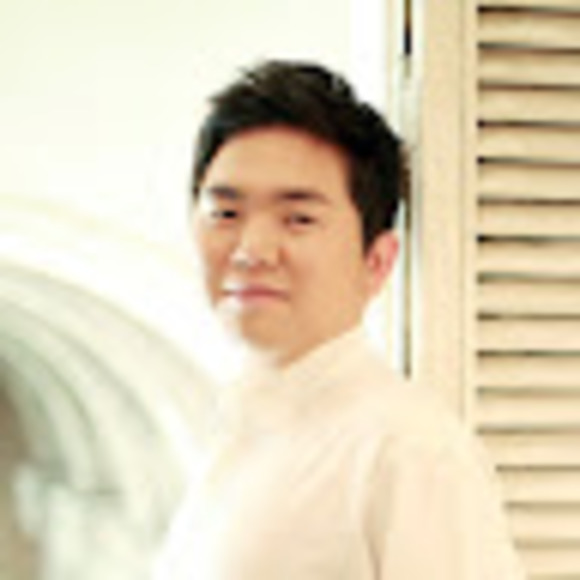 Profile Picture of Enok Eo (@skyexp123) on Poshmark