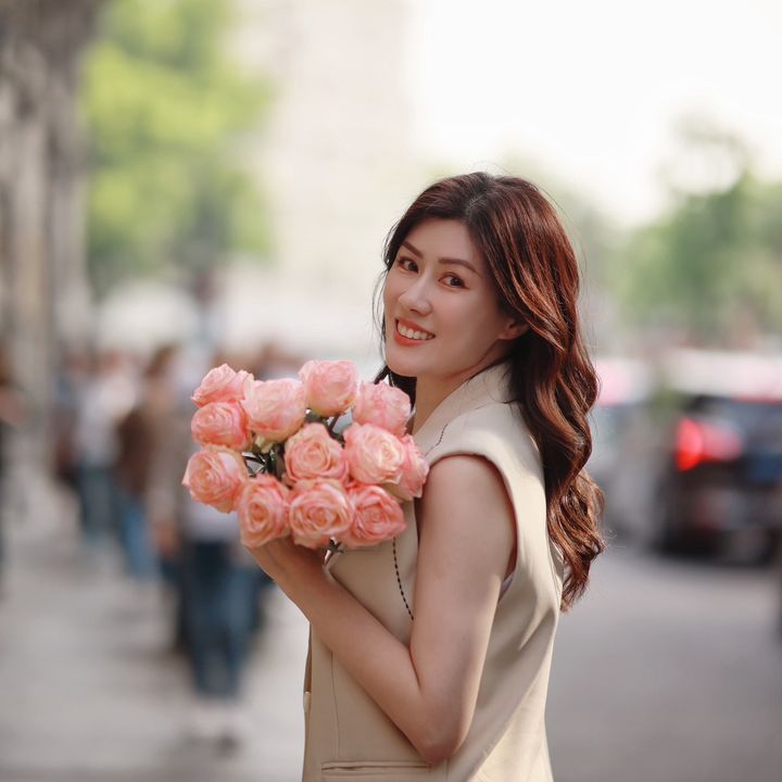 Profile Picture of showtinkle (@showtinkle) on Tiktok