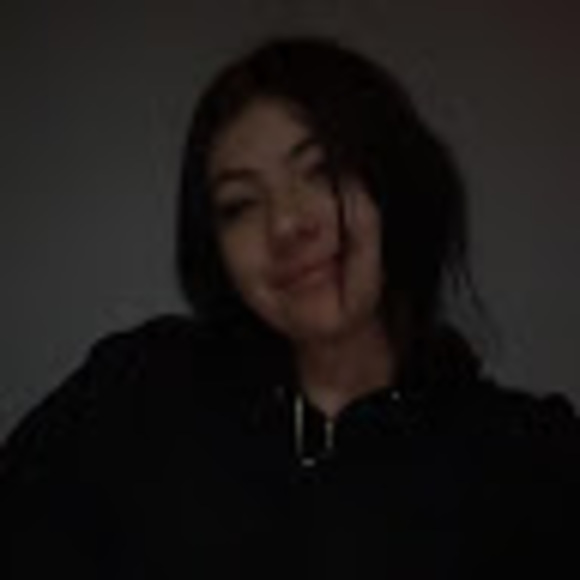Profile Picture of Cynthia Alvarado (@cynthiaalvar289) on Poshmark
