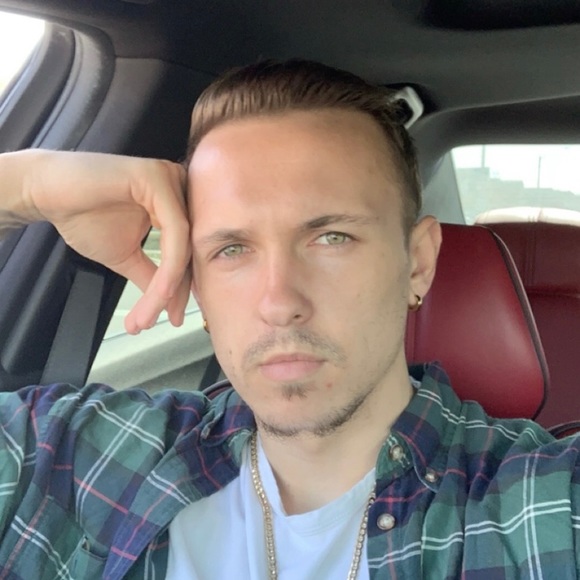 Profile Picture of Jacob Dyck (@jd9810) on Poshmark