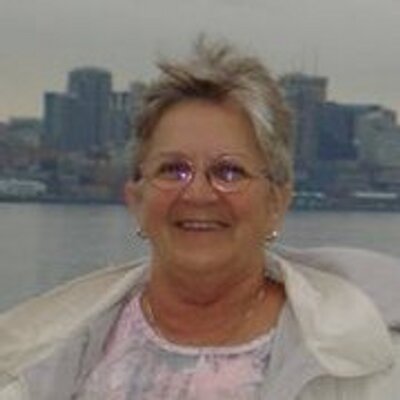 Profile Picture of Lisa Bernstein (@lisabernstein3) on Twitter