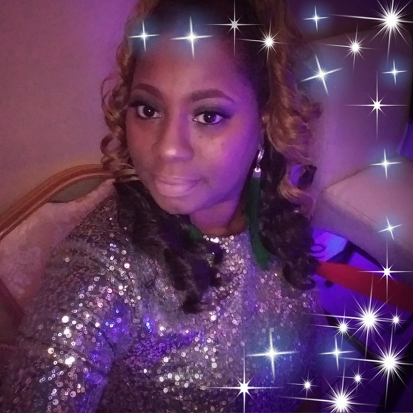 Profile Picture of Trenice Jones (@jonestrenice) on Poshmark