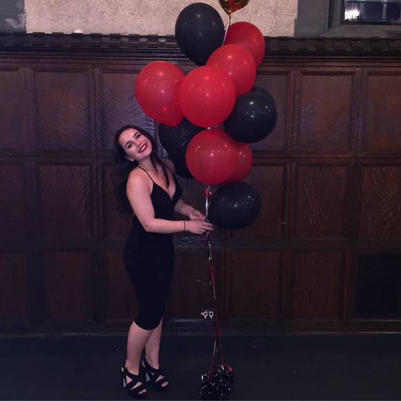 Profile Picture of Paige Calace (@paigeerss) on Poshmark