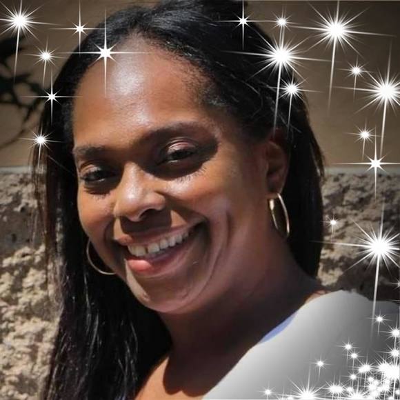 Profile Picture of Toni Densey (@kdensey) on Poshmark