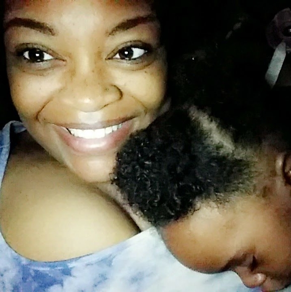 Profile Picture of Chantae Davis (@angelledavis23) on Poshmark