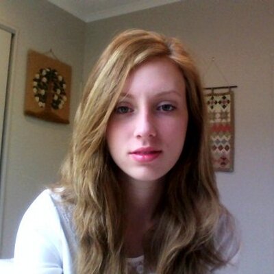 Profile Picture of Julia Hahn (@HeyHallyday) on Twitter